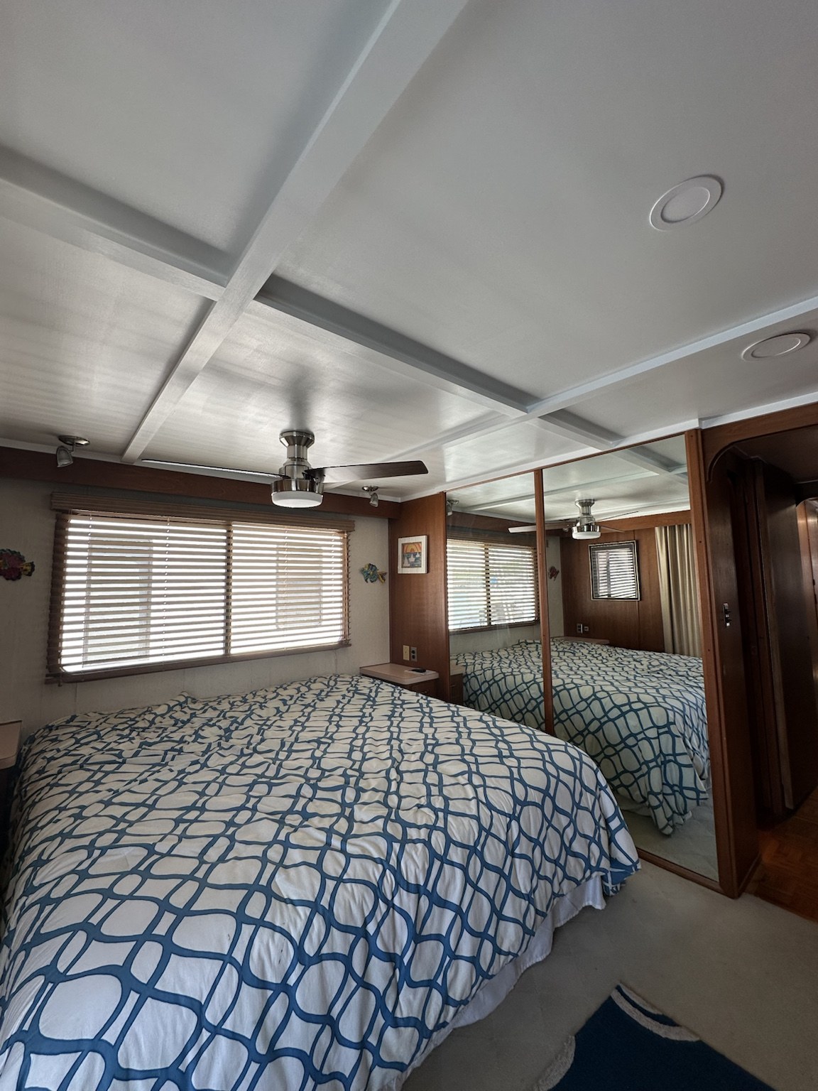 Finished marine coffered ceiling — photo 7