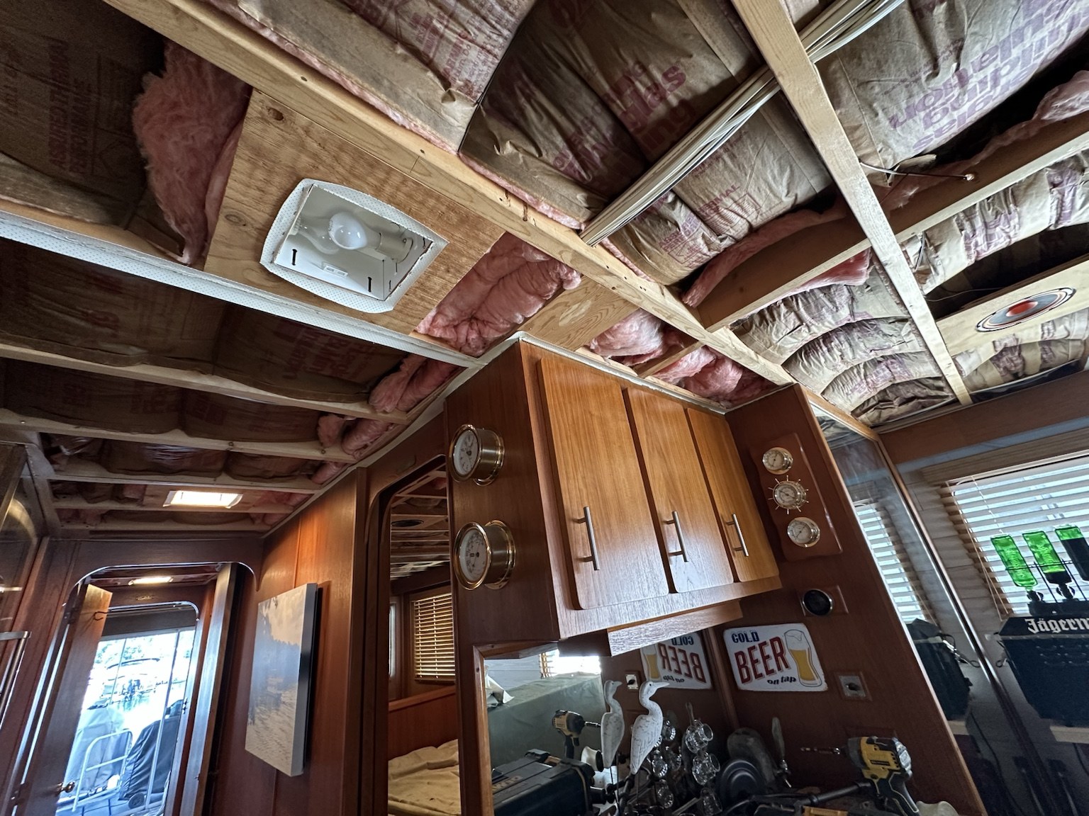 Marine coffered ceiling renovation process — photo 2