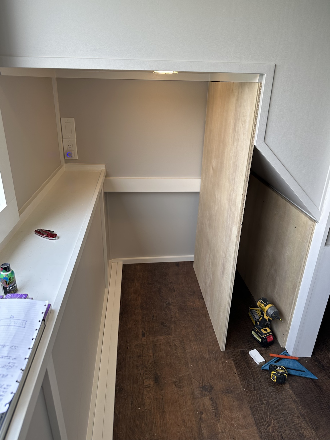 Houseboat project before renovation