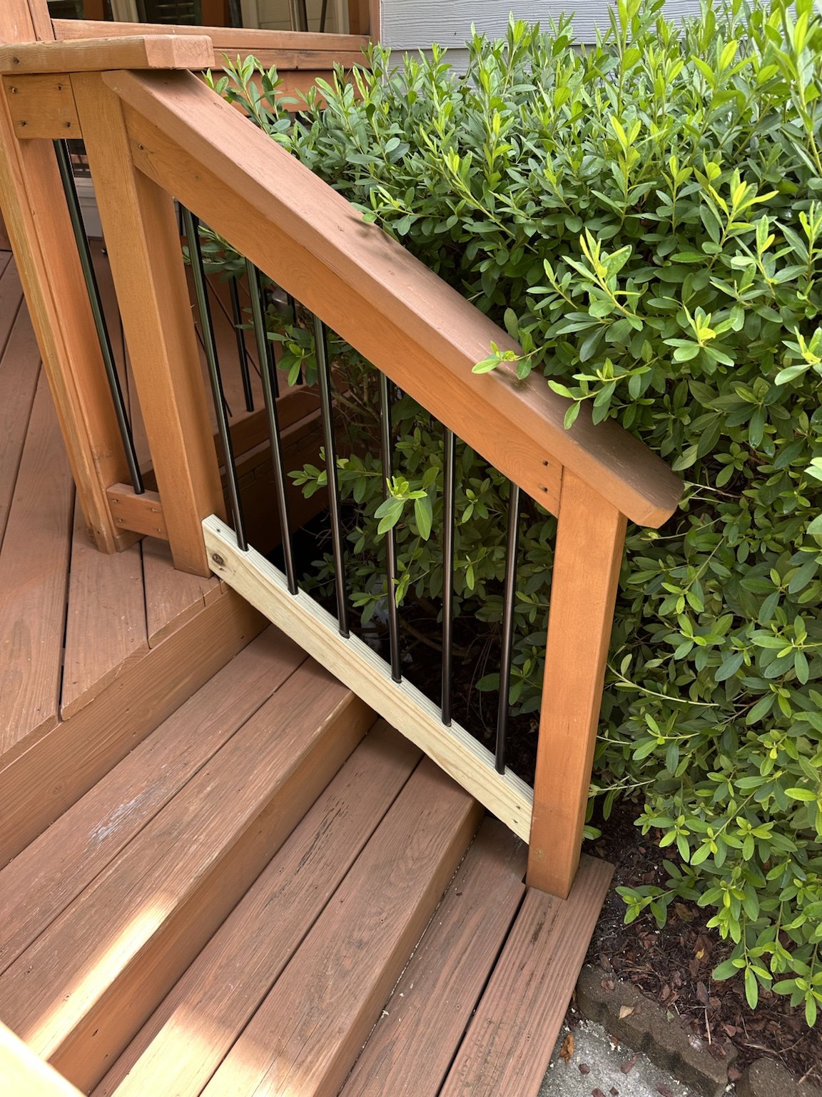 Deck and screened porch before renovation — view 8